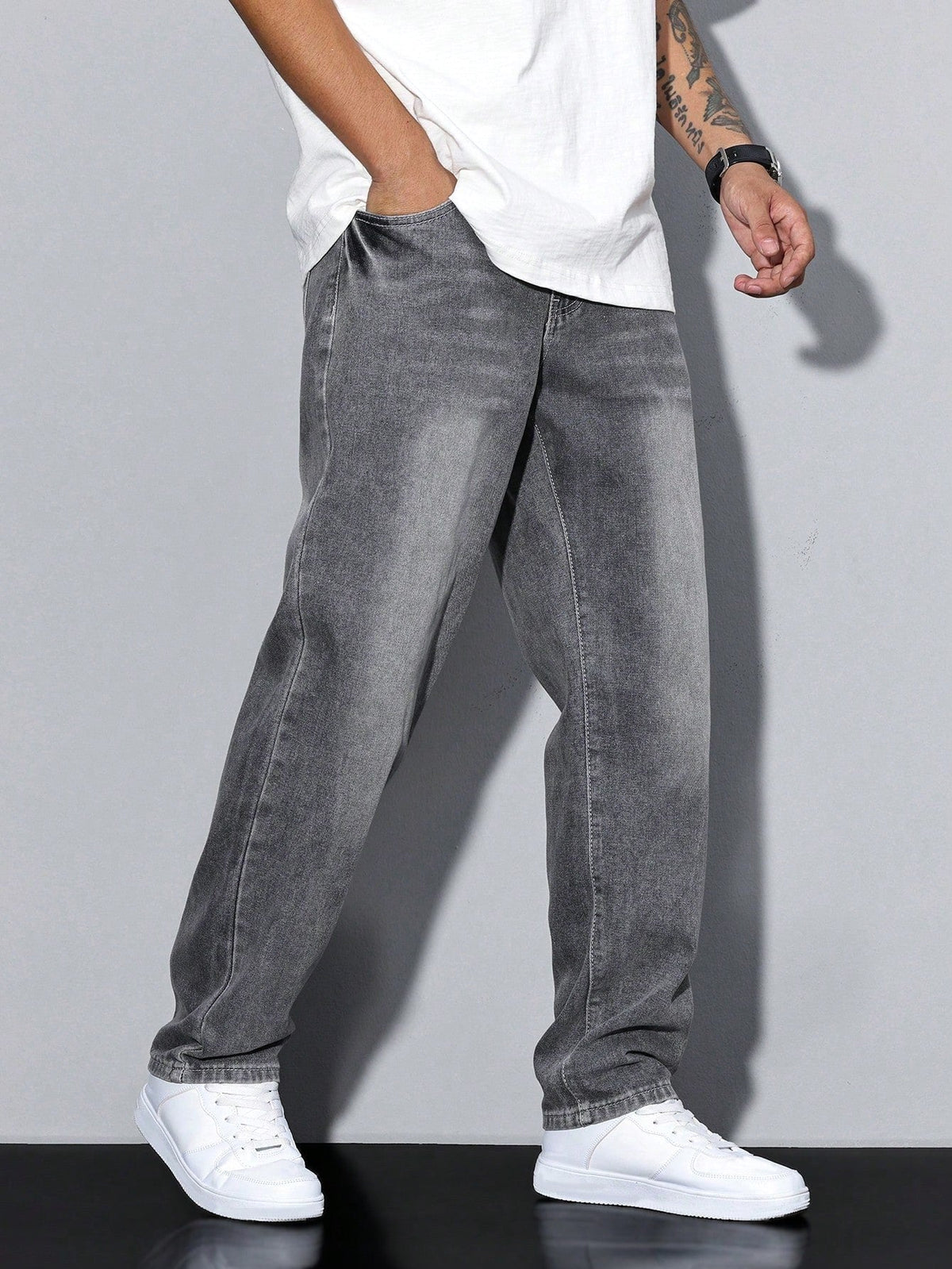 Gregory | Men's Cotton-Blend Pants in Solid Color, Relaxed-Fit Jeans | The Dress Cellar