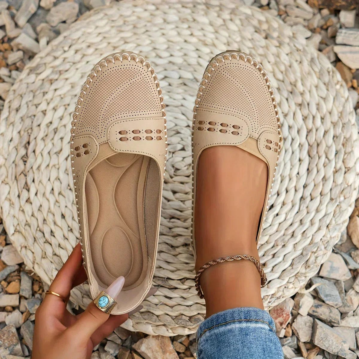 Harper | Women's Comfortable Slip-On Flats - Beige
