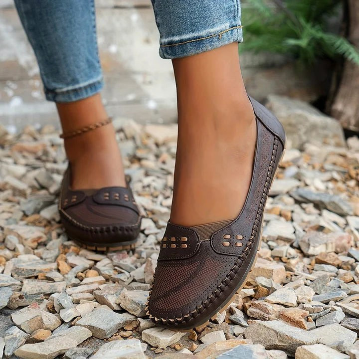 Harper | Women's Comfortable Slip-On Flats - Coffee