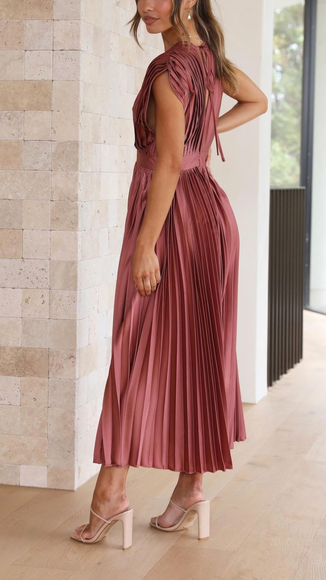 Heather | Women's Pleated Maxi Dress - Grey
