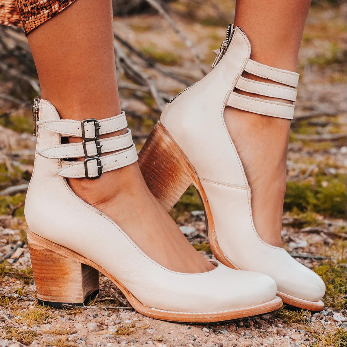 Lily | Women's Elegant Comfort Sandals - White