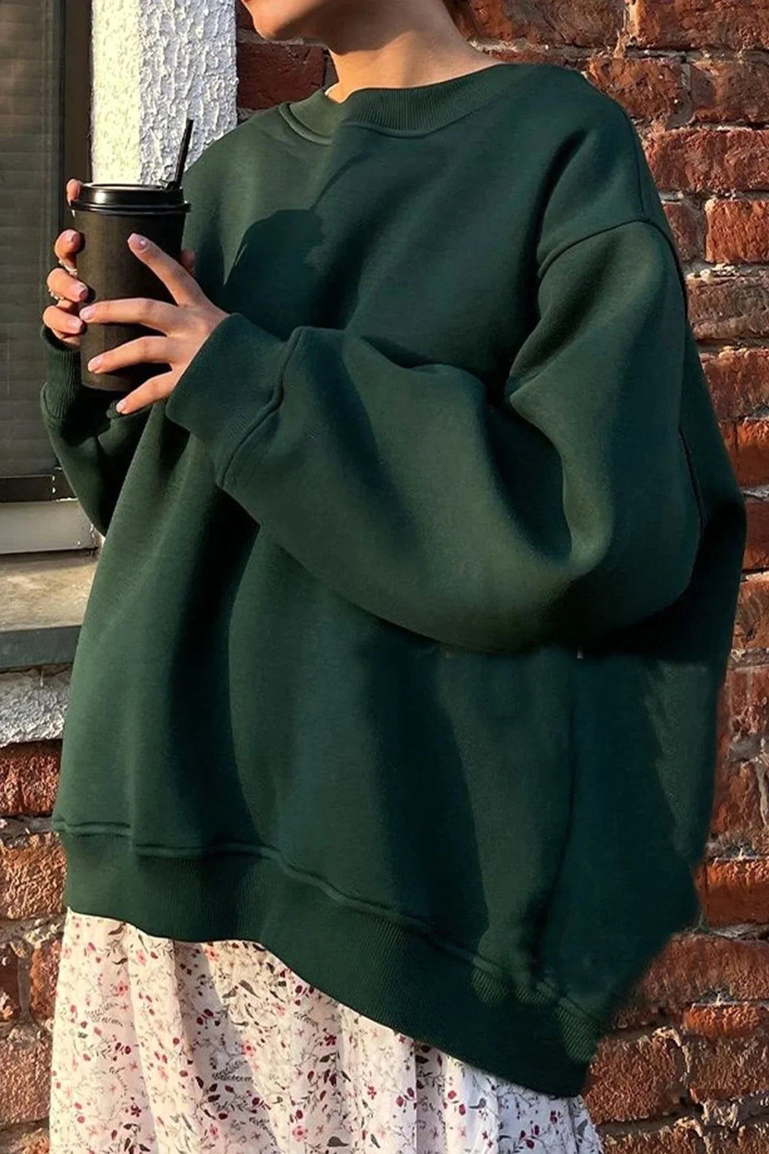 Lucienne | Women's Oversized Round-Neck Sweatshirt, Relaxed Fit Jumper | The Dress Cellar | Black