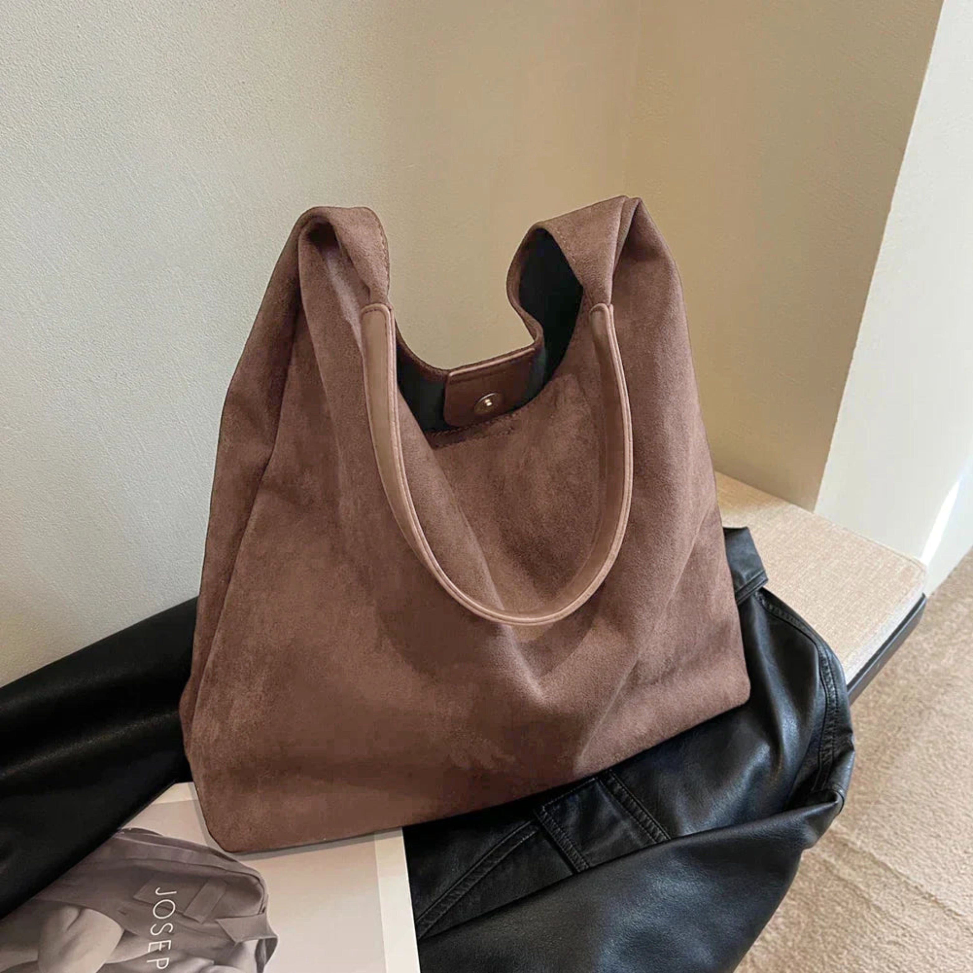 Manon | Women's Relaxed Shoulder Tote Bag, Spacious Travel Tote | The Dress Cellar | Green