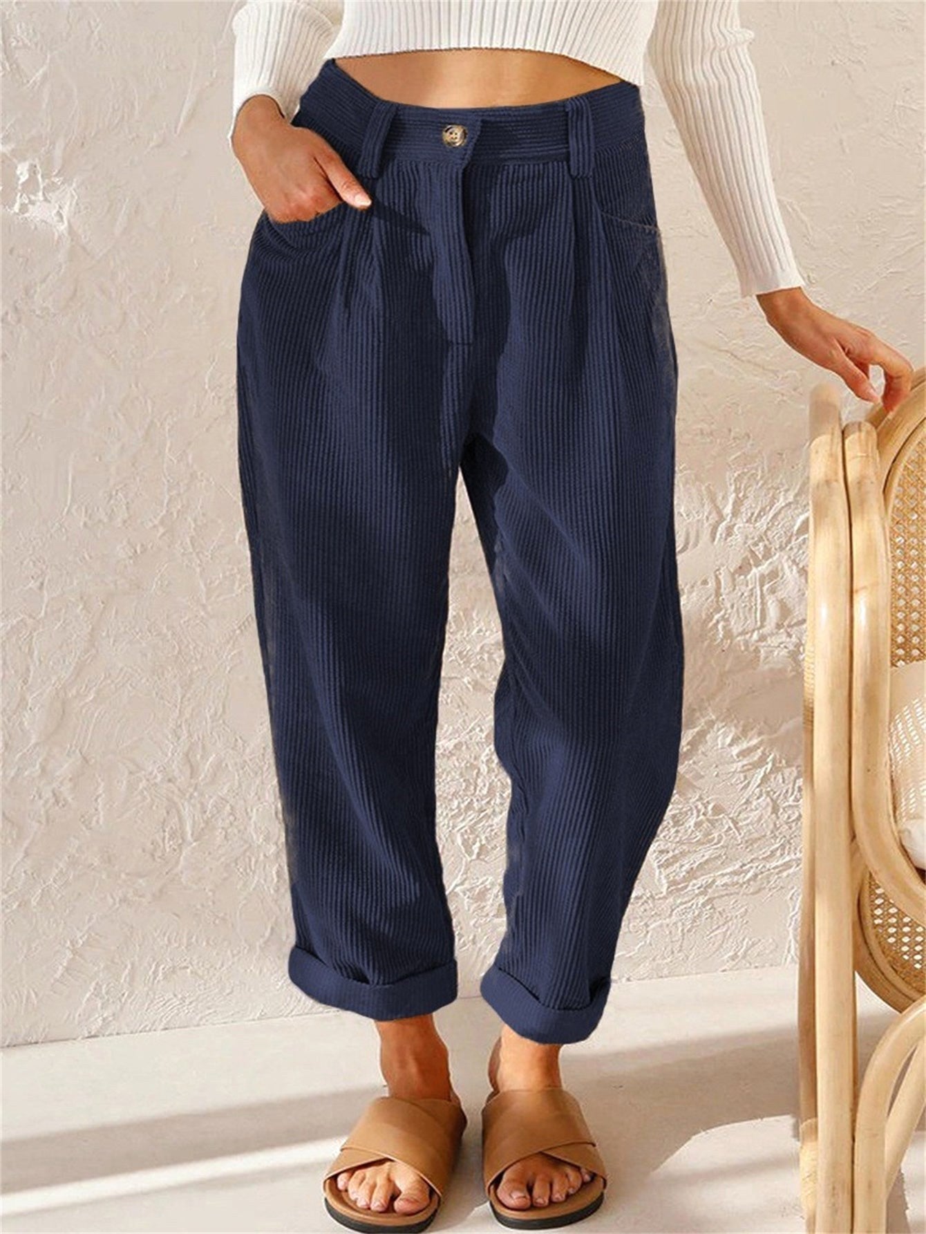 Quinn | Women's Corduroy Pants for Everyday Comfort - image 15